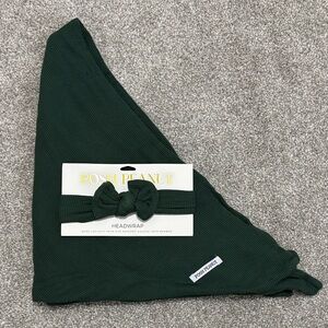 Posh Peanut - Dark Green Swaddle(BNWOT) and matching Headwrap(BNWT)